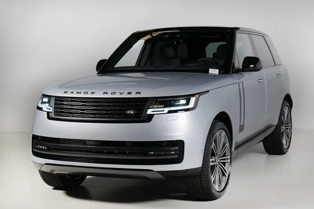 2025 Land Rover Range Rover SE photo 1