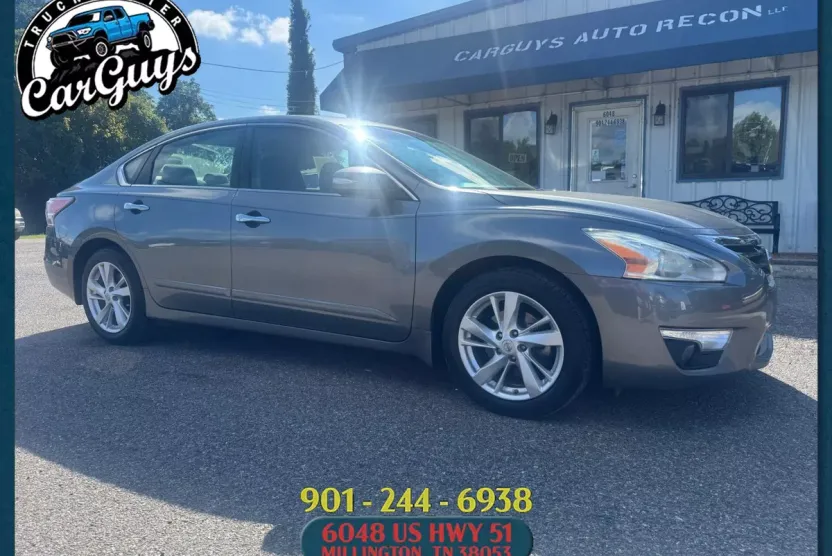2015 Nissan Altima 2.5 SV photo 1