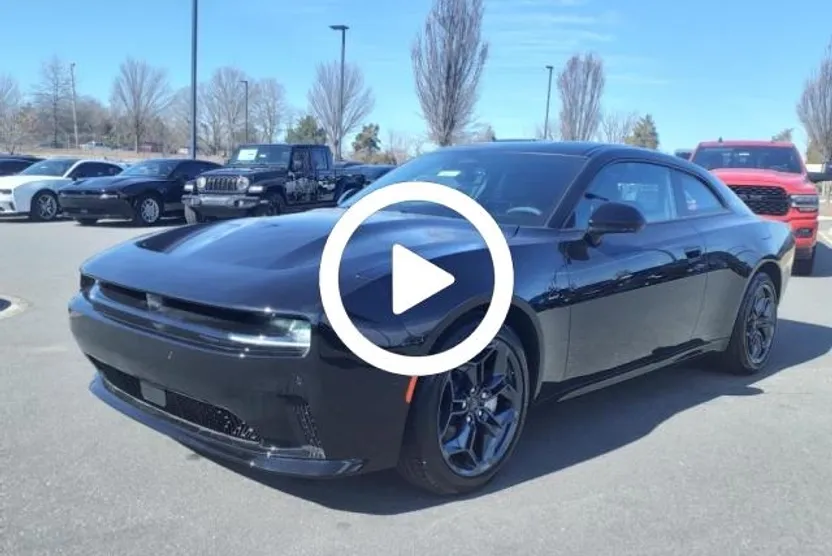 2025 Dodge Charger Daytona R/T photo 1