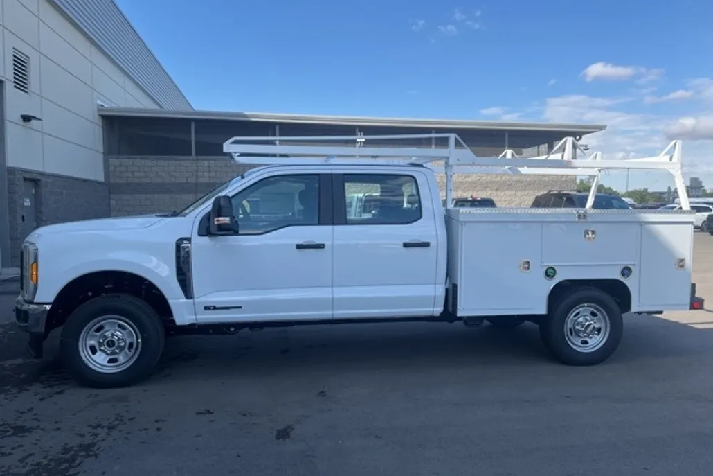 2026 Ford F-350 photo 1