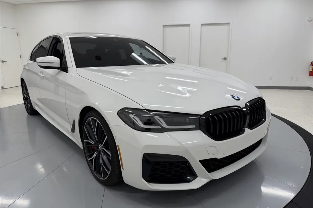 2022 Bmw M550i xDrive photo 1