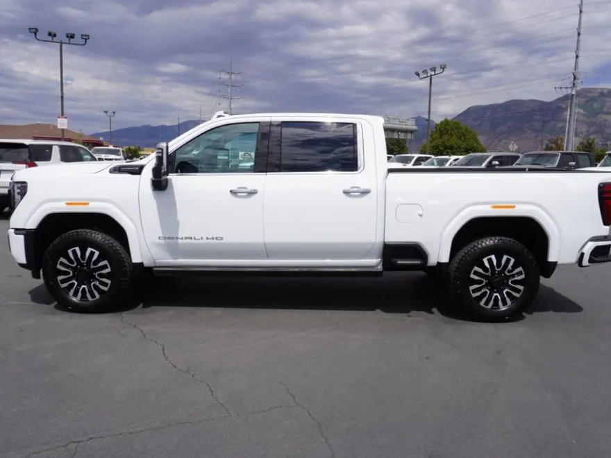 2025 Gmc Sierra HD Denali Ultimate photo 1