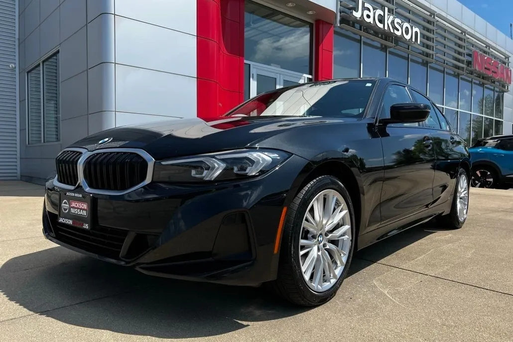 2023 Bmw 330i xDrive photo 1