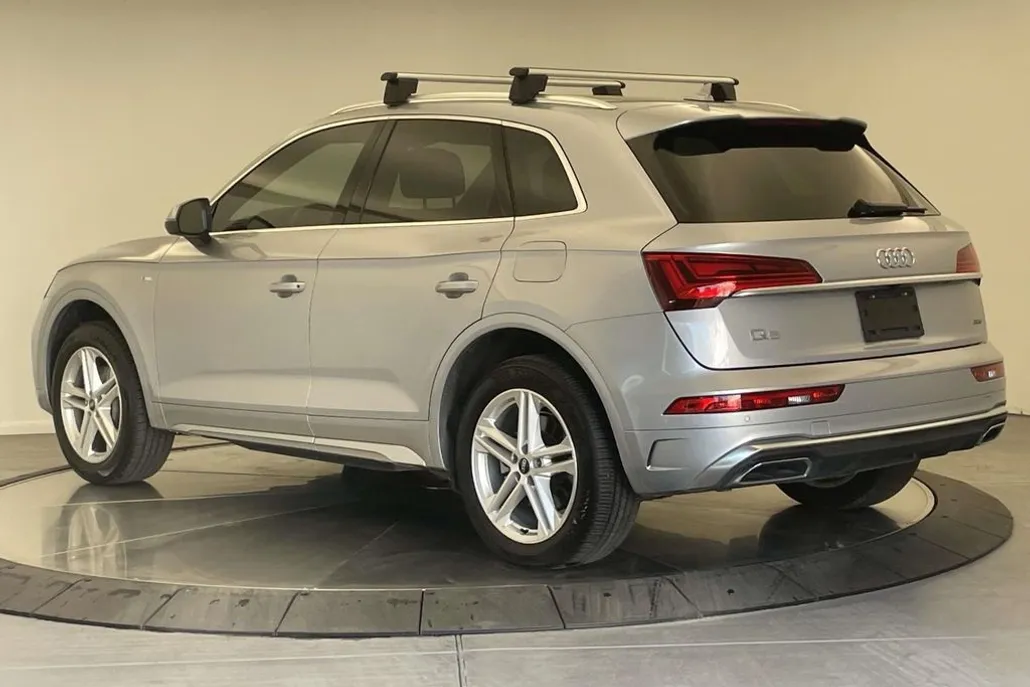 2022 Audi Q5 e 55 photo 1