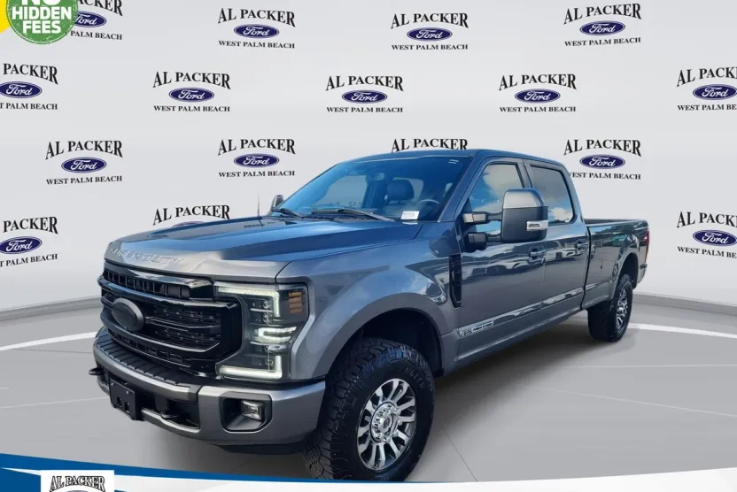 2022 Ford F-350 Lariat photo 1