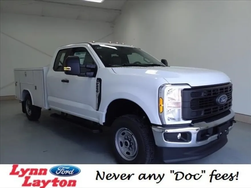 2024 Ford F-250 XL photo 1