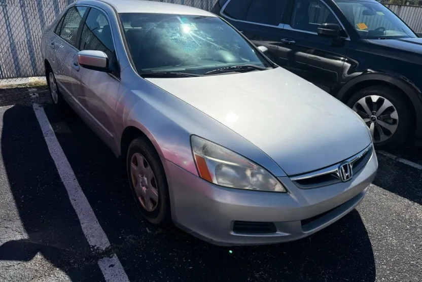 2007 Honda Accord LX photo 1