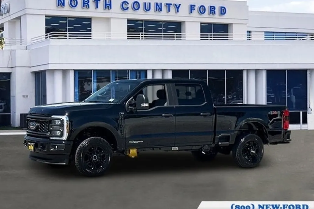 2025 Ford F-250 photo 1