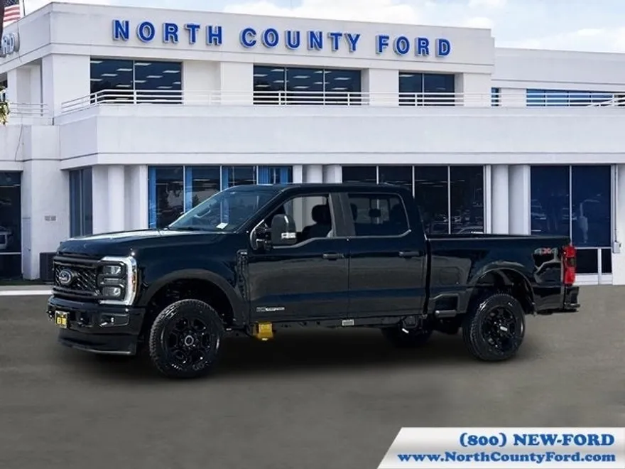 2025 Ford F-250 photo 1