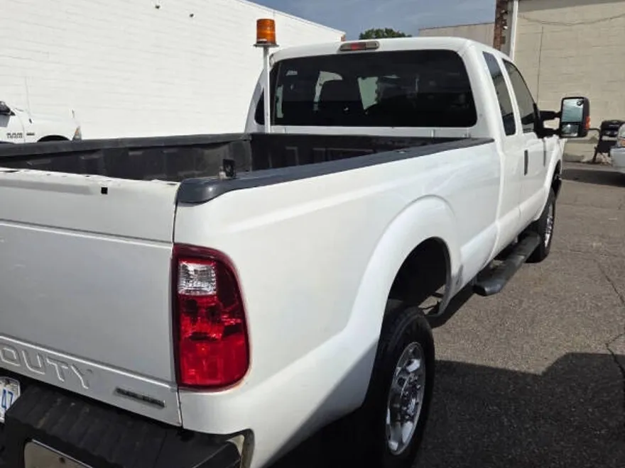 2016 Ford F-250 photo 1
