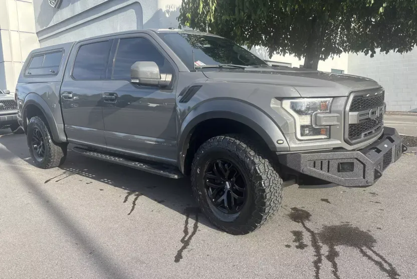 2018 Ford F-150 Raptor photo 1