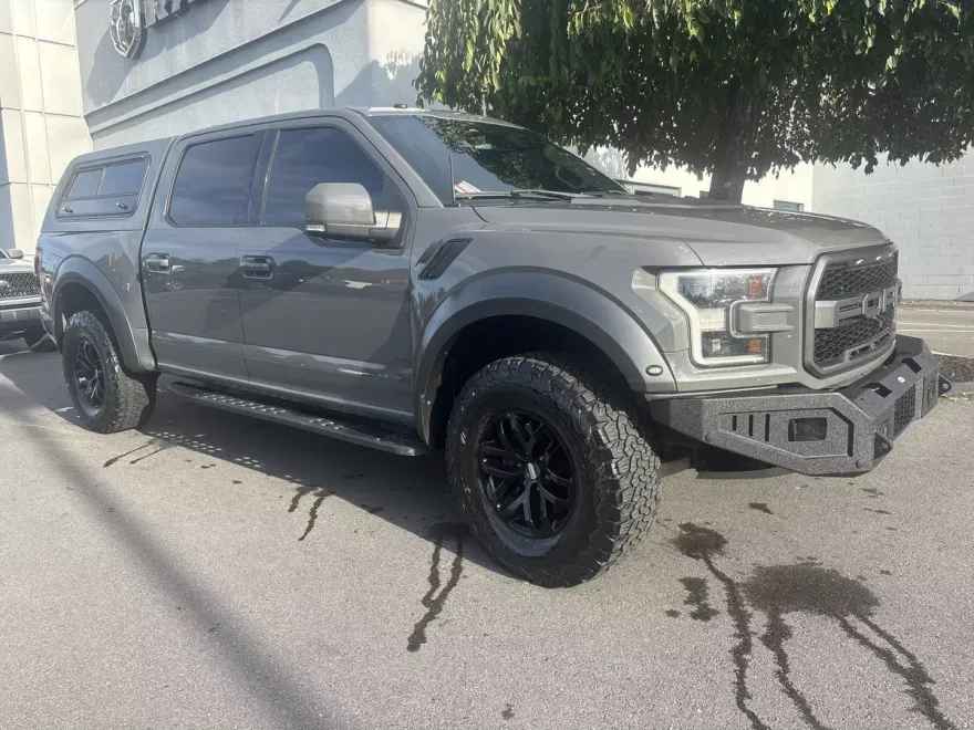 2018 Ford F-150 Raptor photo 1