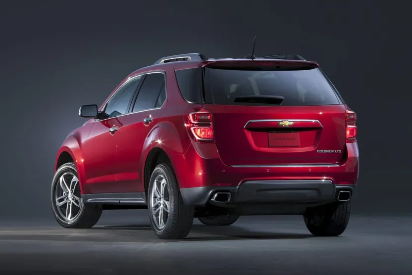 2016 Chevrolet Equinox LT photo 1