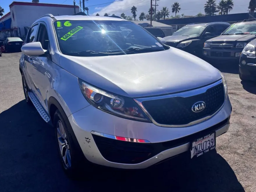 2016 Kia Sportage LX photo 1