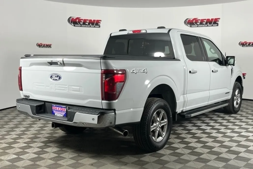 2024 Ford F-150 XLT photo 1