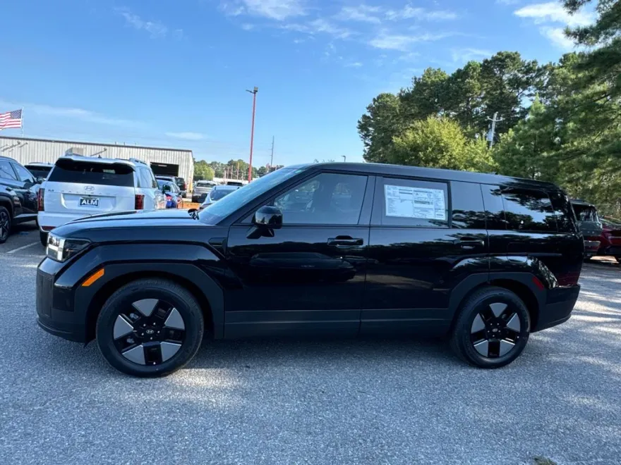 2026 Hyundai Santa Fe SE photo 1