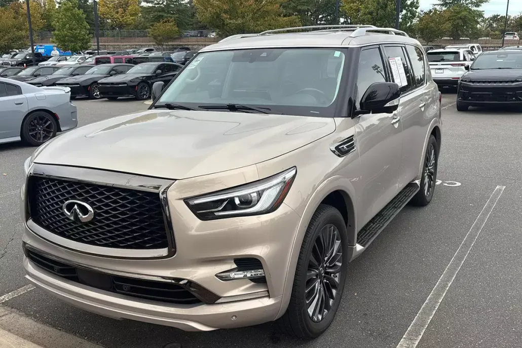 2022 Infiniti QX80 Premium Select photo 1