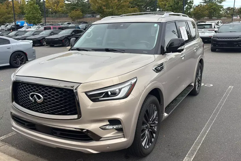 2022 Infiniti QX80 Premium Select photo 1