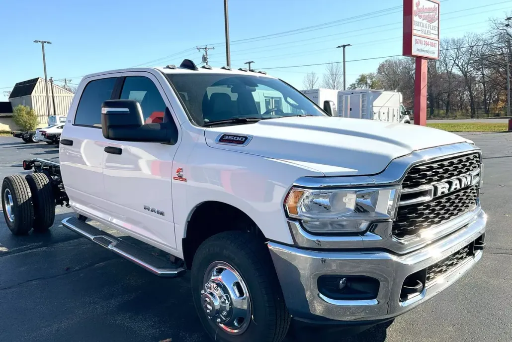 2024 Ram 3500 SLT photo 1