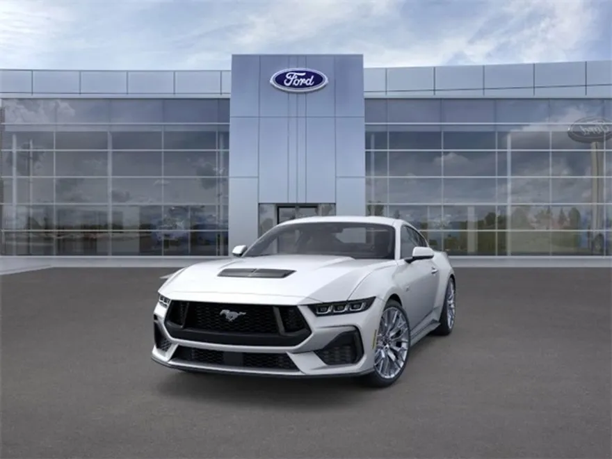 2025 Ford Mustang GT photo 1