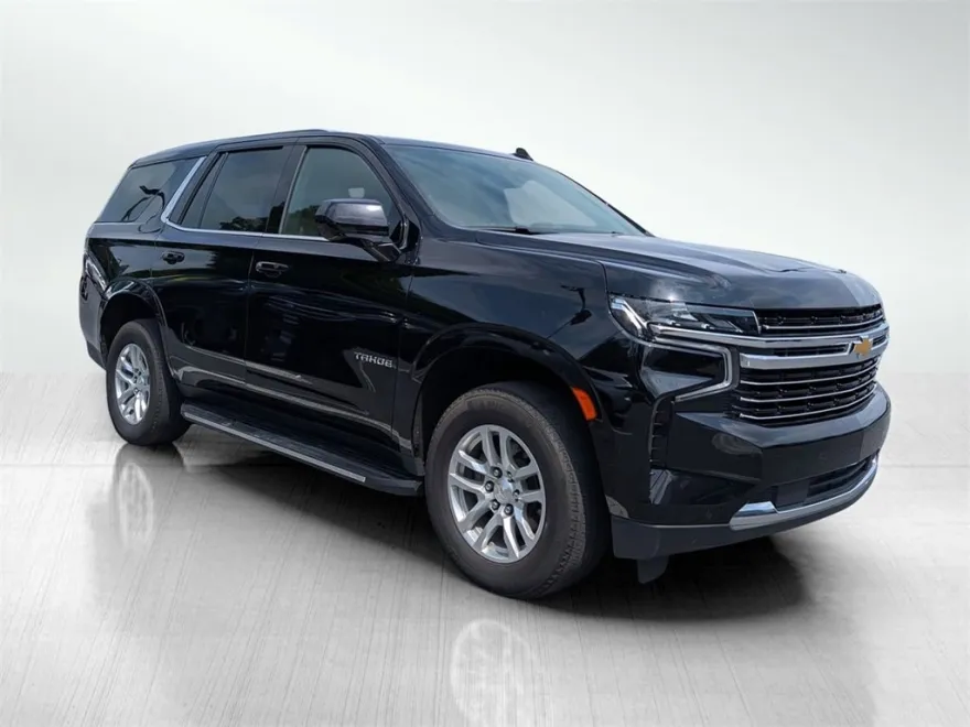 2023 Chevrolet Tahoe LT photo 1