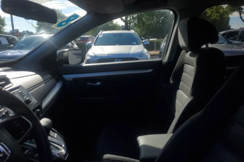 2018 Honda CR-V LX photo 1