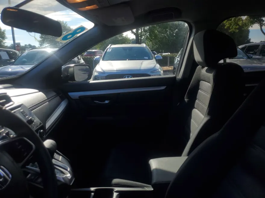 2018 Honda CR-V LX photo 1