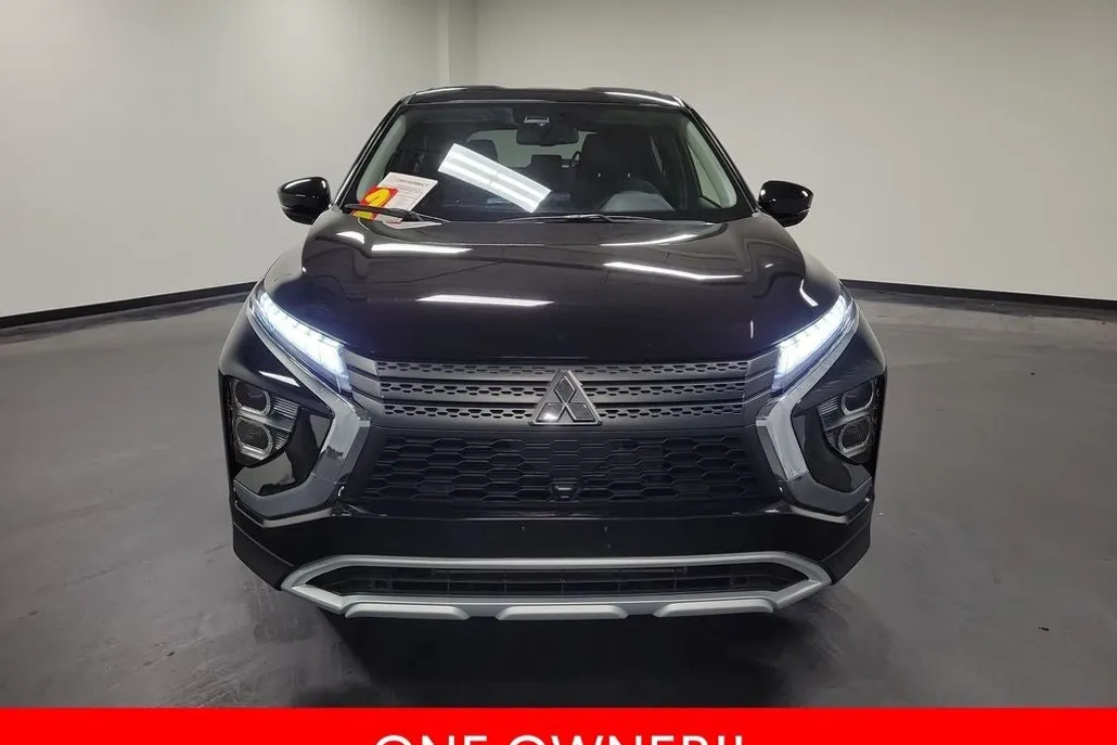 2025 Mitsubishi Eclipse Cross SE photo 1