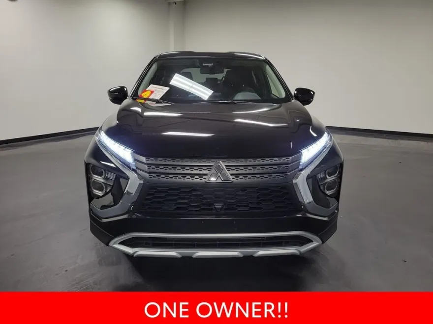 2025 Mitsubishi Eclipse Cross SE photo 1