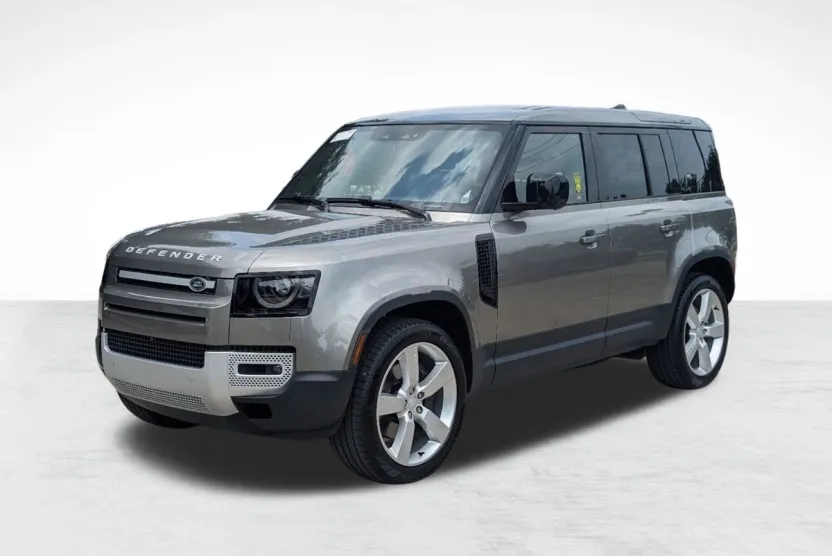 2024 Land Rover Defender 110 SE photo 1