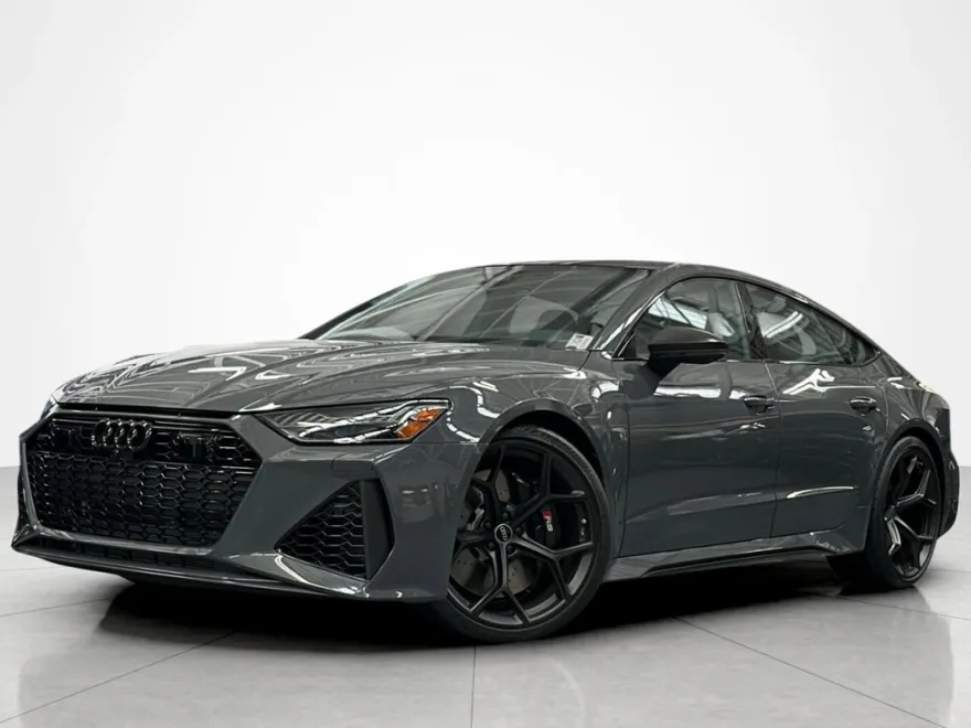 2025 Audi RS 7 Performance photo 1