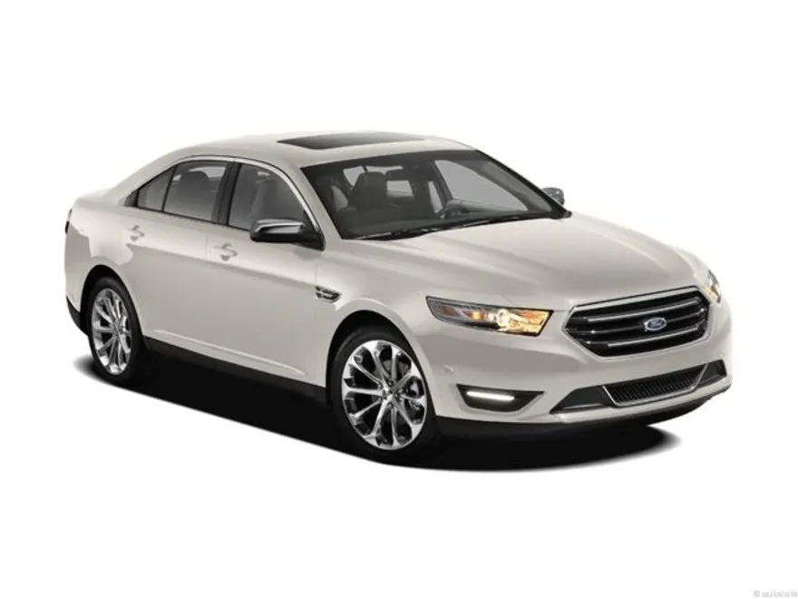 2013 Ford Taurus SEL photo 1