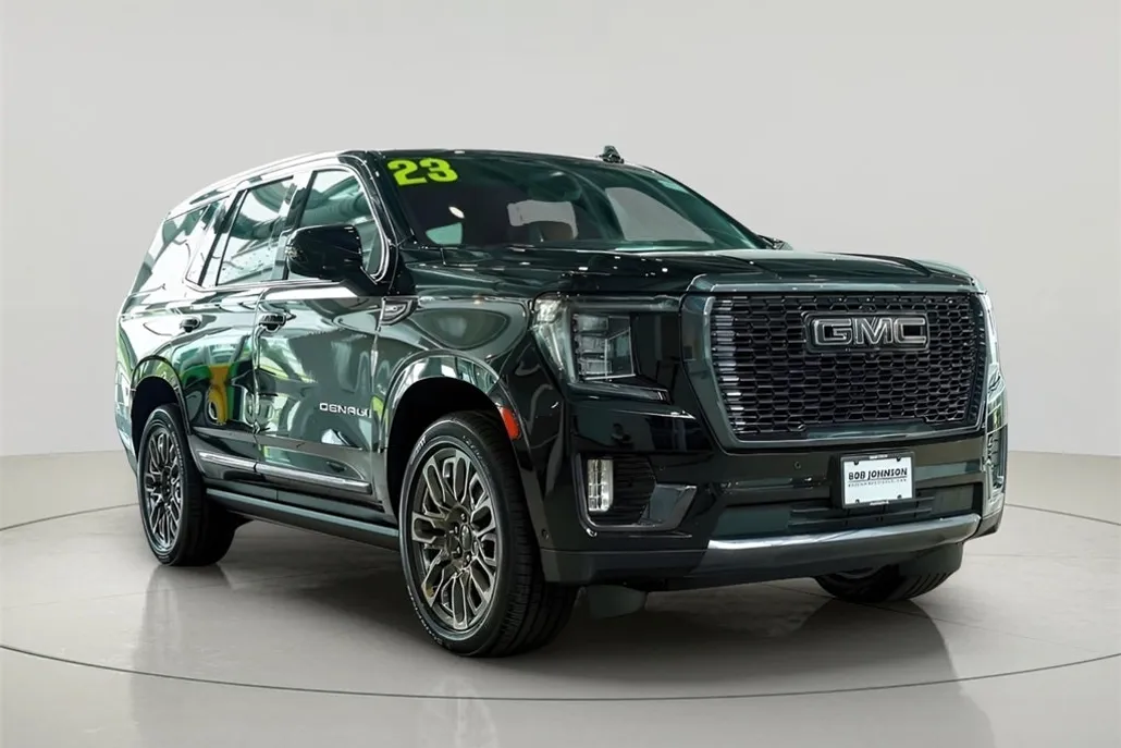 2023 Gmc Yukon Denali Ultimate photo 1