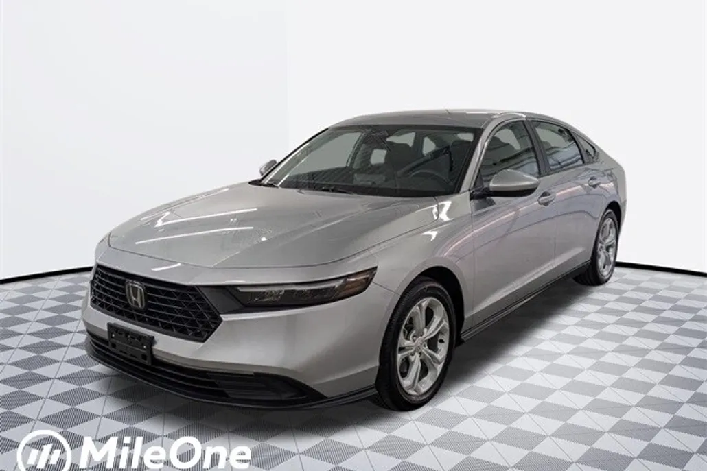 2024 Honda Accord LX photo 1