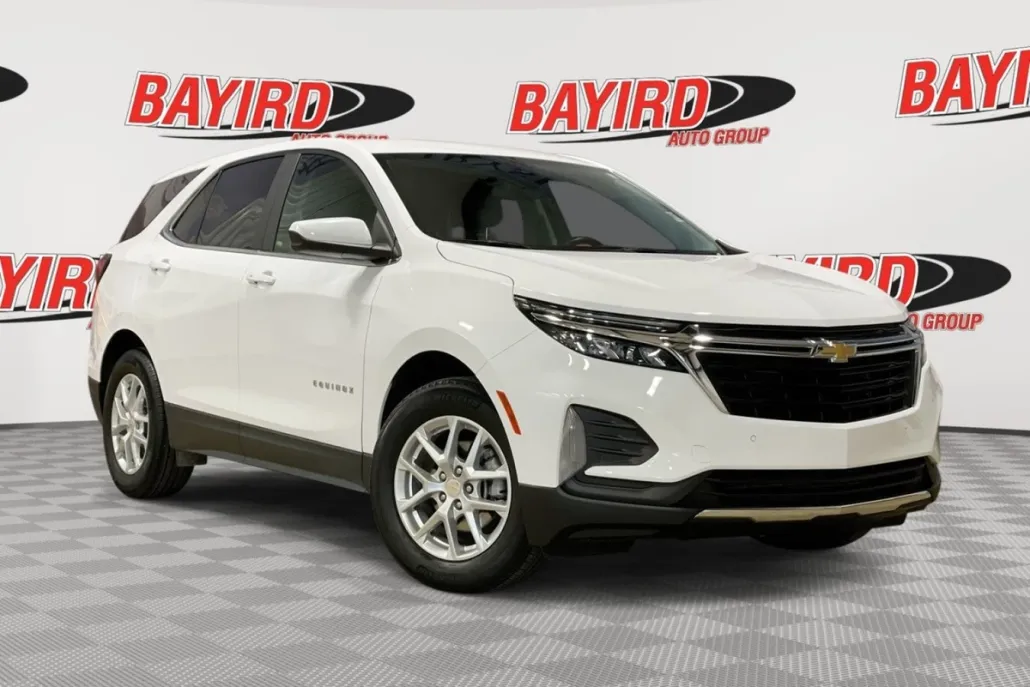 2022 Chevrolet Equinox LT photo 1