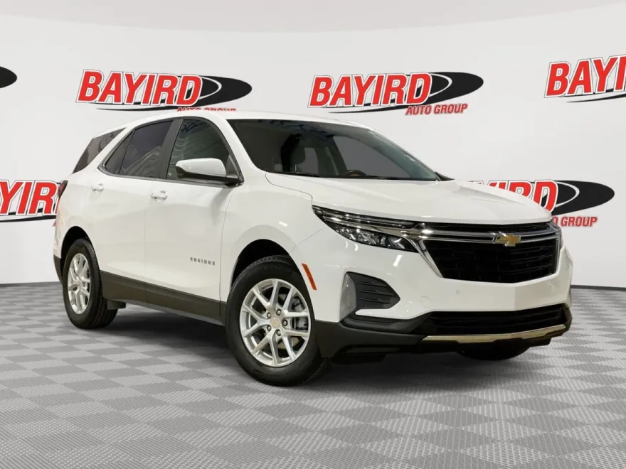 2022 Chevrolet Equinox LT photo 1