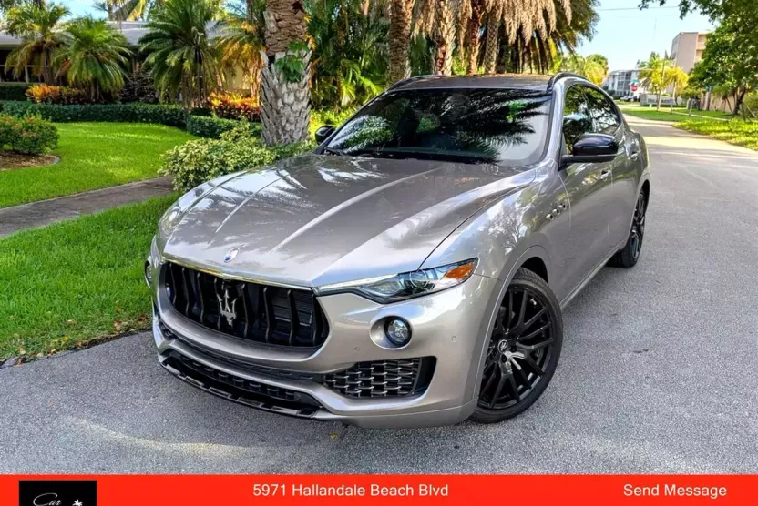 2021 Maserati Levante photo 1