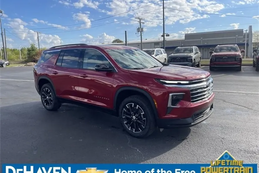 2026 Chevrolet Traverse photo 1