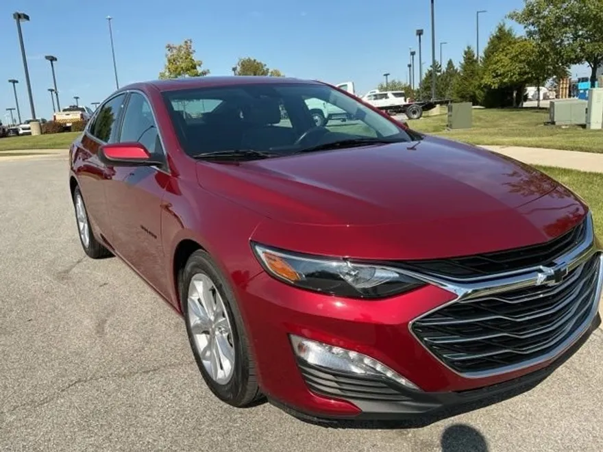 2020 Chevrolet Malibu 1LT photo 1