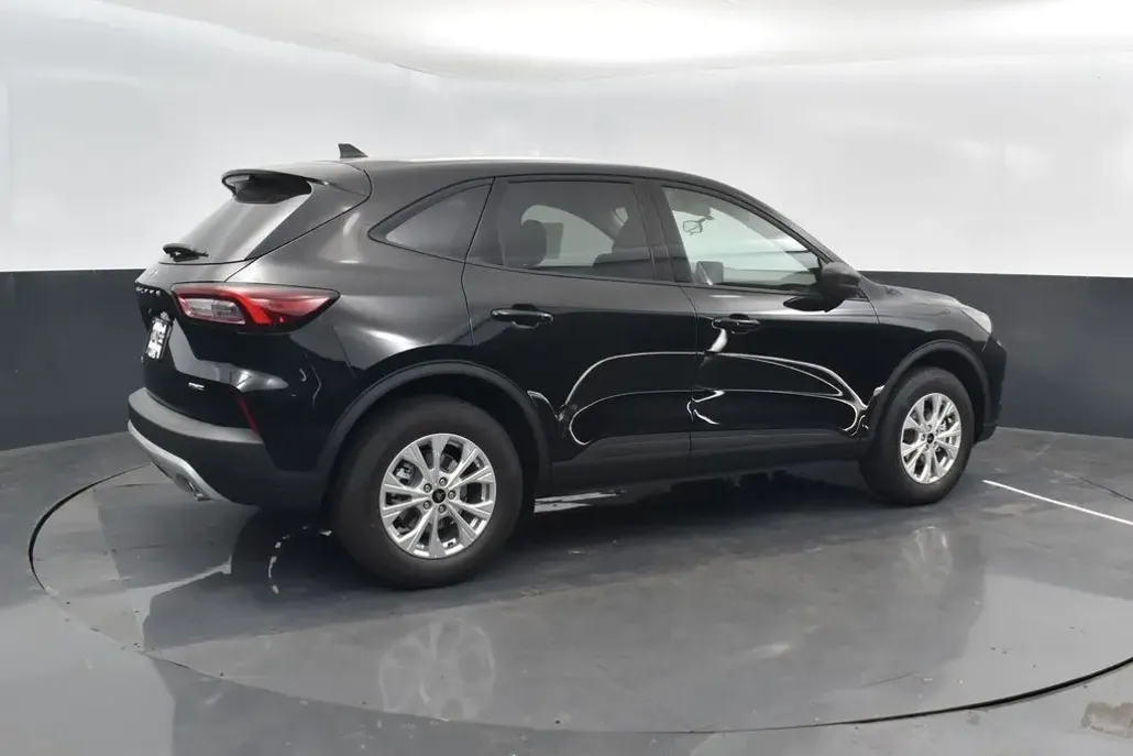 2026 Ford Escape Active photo 1