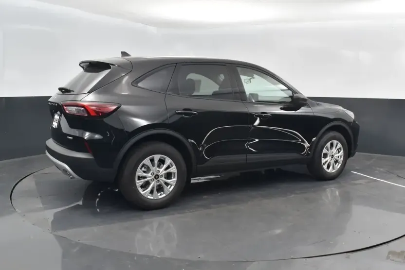 2026 Ford Escape Active photo 1