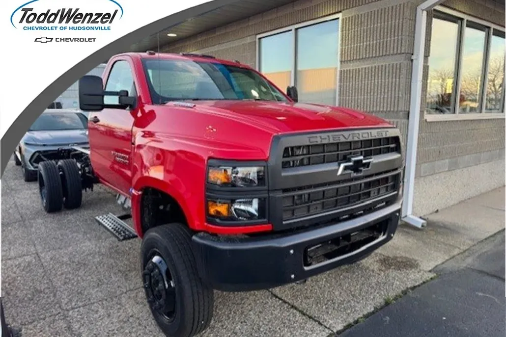 2024 Chevrolet Silverado 4500HD Work Truck photo 1