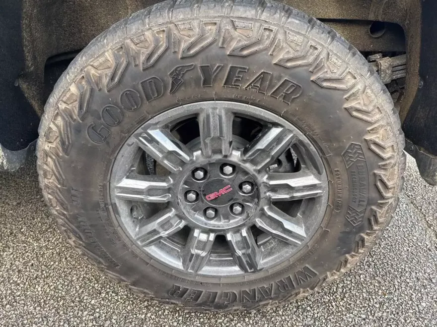 2024 Gmc Sierra 1500 AT4X photo 1