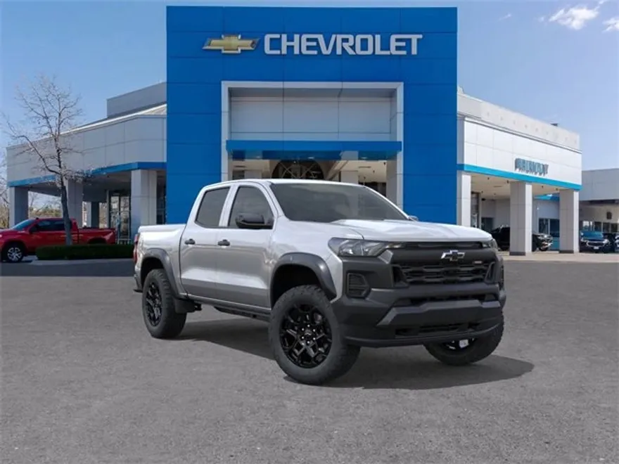 2026 Chevrolet Colorado Trail Boss photo 1