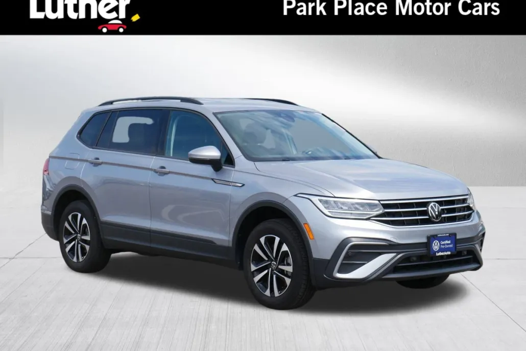2022 Volkswagen Tiguan S photo 1