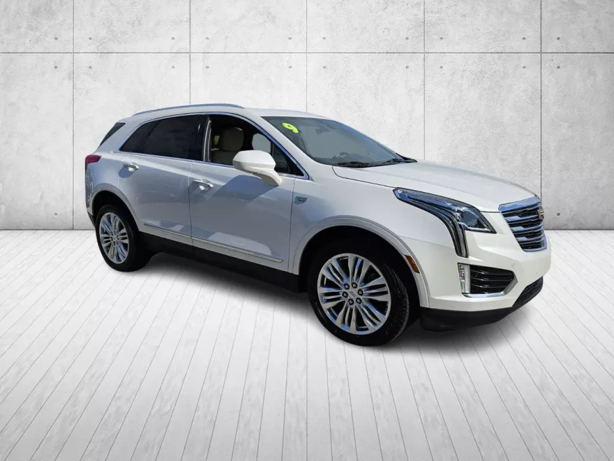 2019 Cadillac XT5 Premium Luxury photo 1