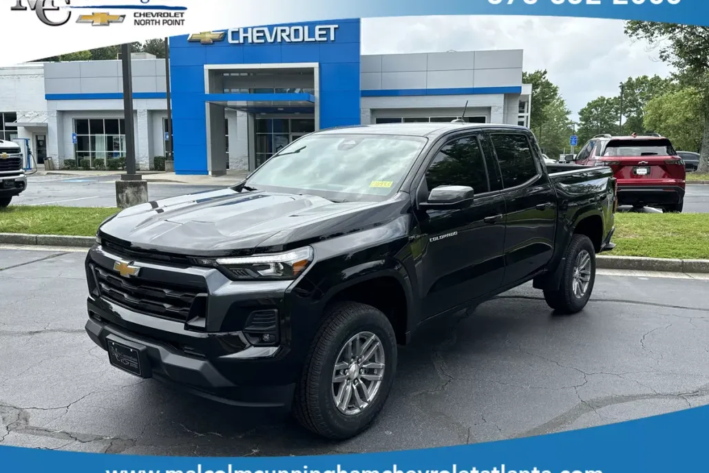 2025 Chevrolet Colorado Work Truck LT photo 1