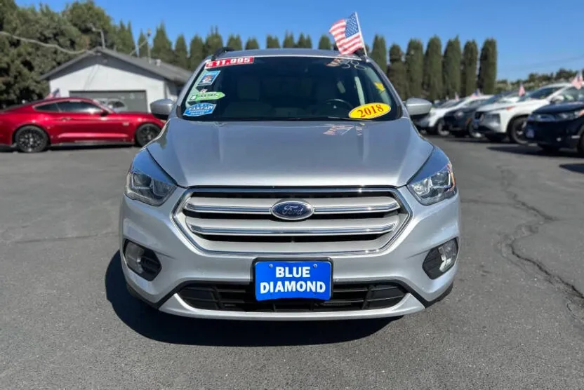 2018 Ford Escape SEL photo 1