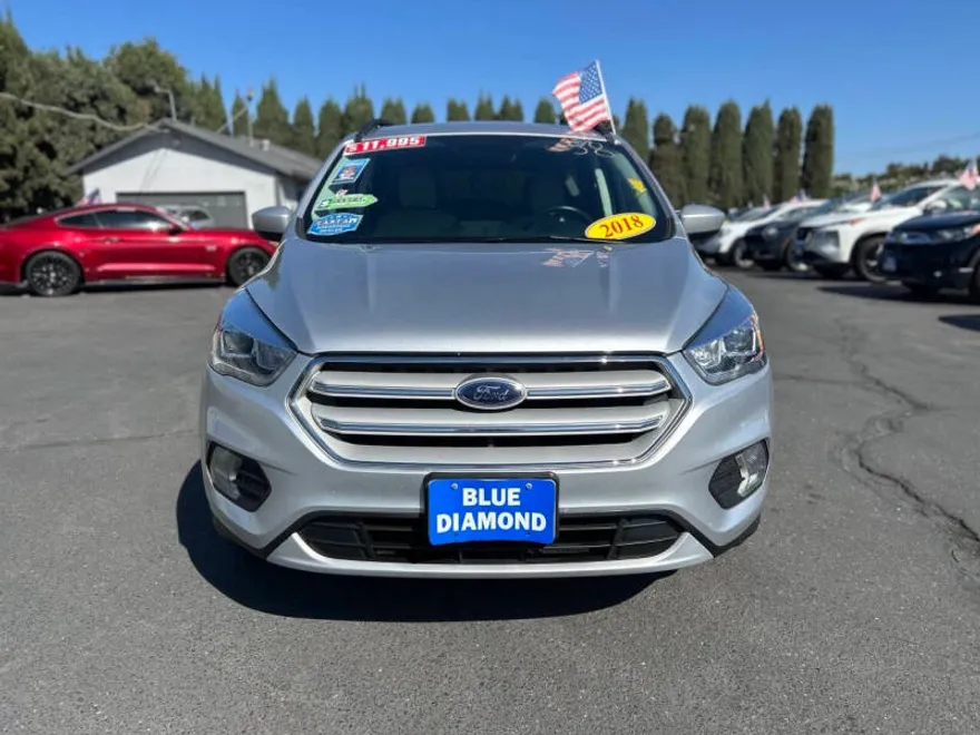 2018 Ford Escape SEL photo 1