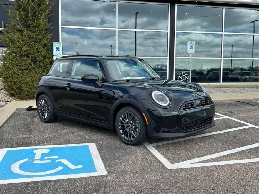 2025 Mini Cooper 2 Door Hardtop S photo 1
